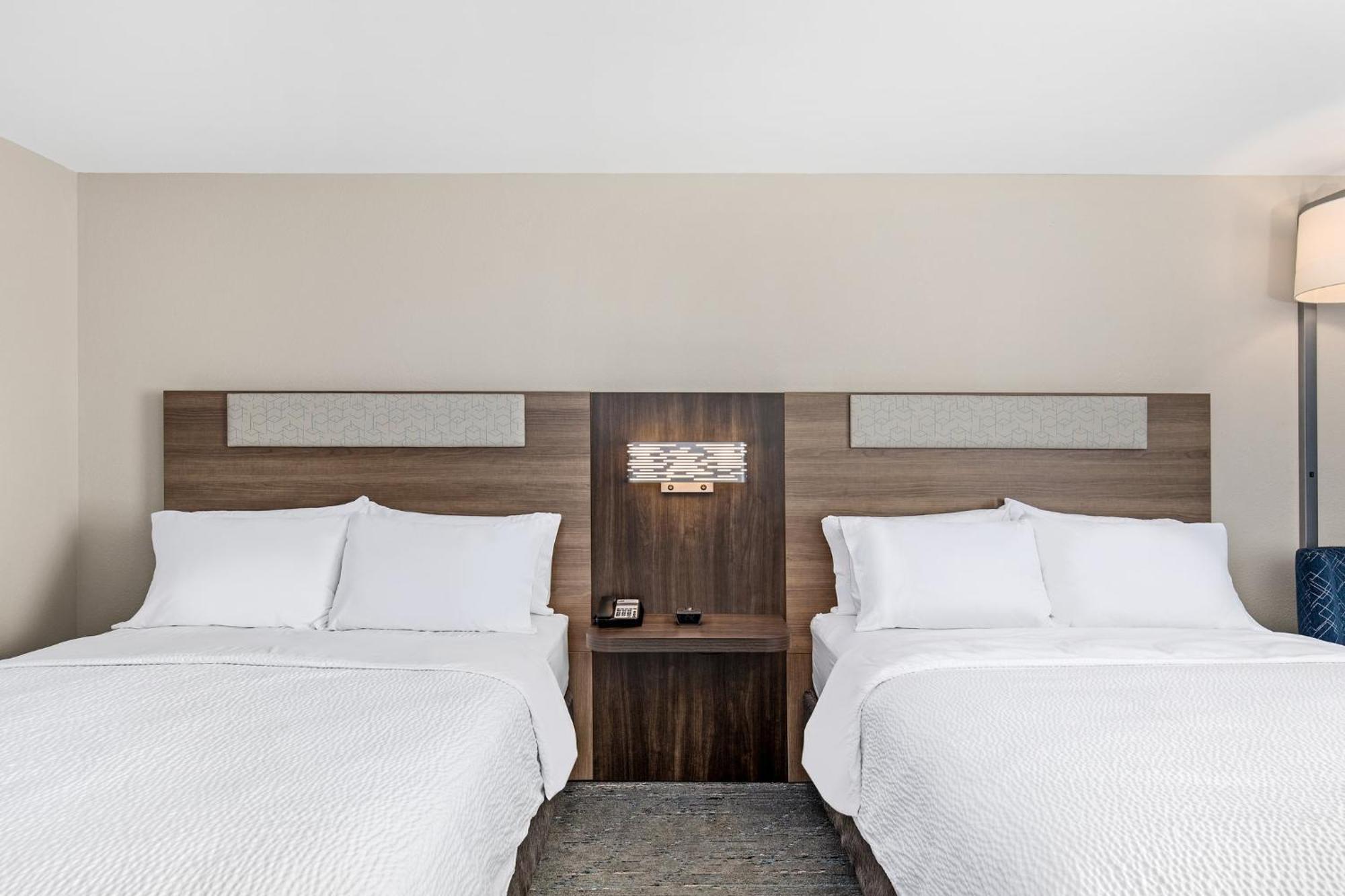 Holiday Inn Express Hurricane Mills Waverly By Ihg Esterno foto