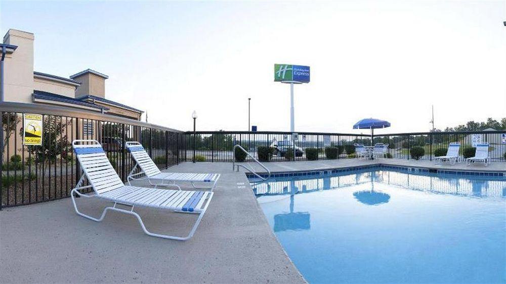 Holiday Inn Express Hurricane Mills Waverly By Ihg Esterno foto