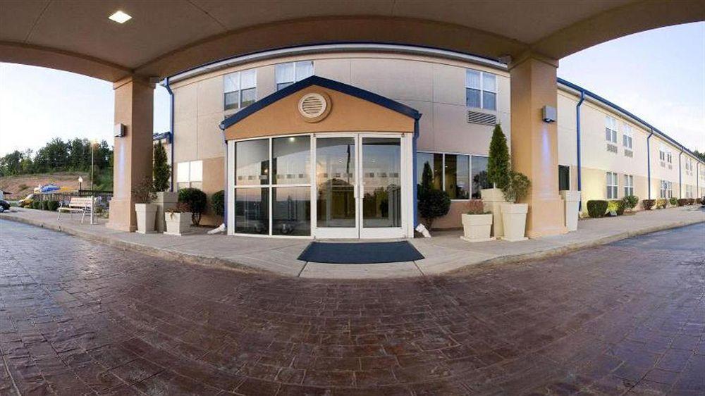 Holiday Inn Express Hurricane Mills Waverly By Ihg Esterno foto