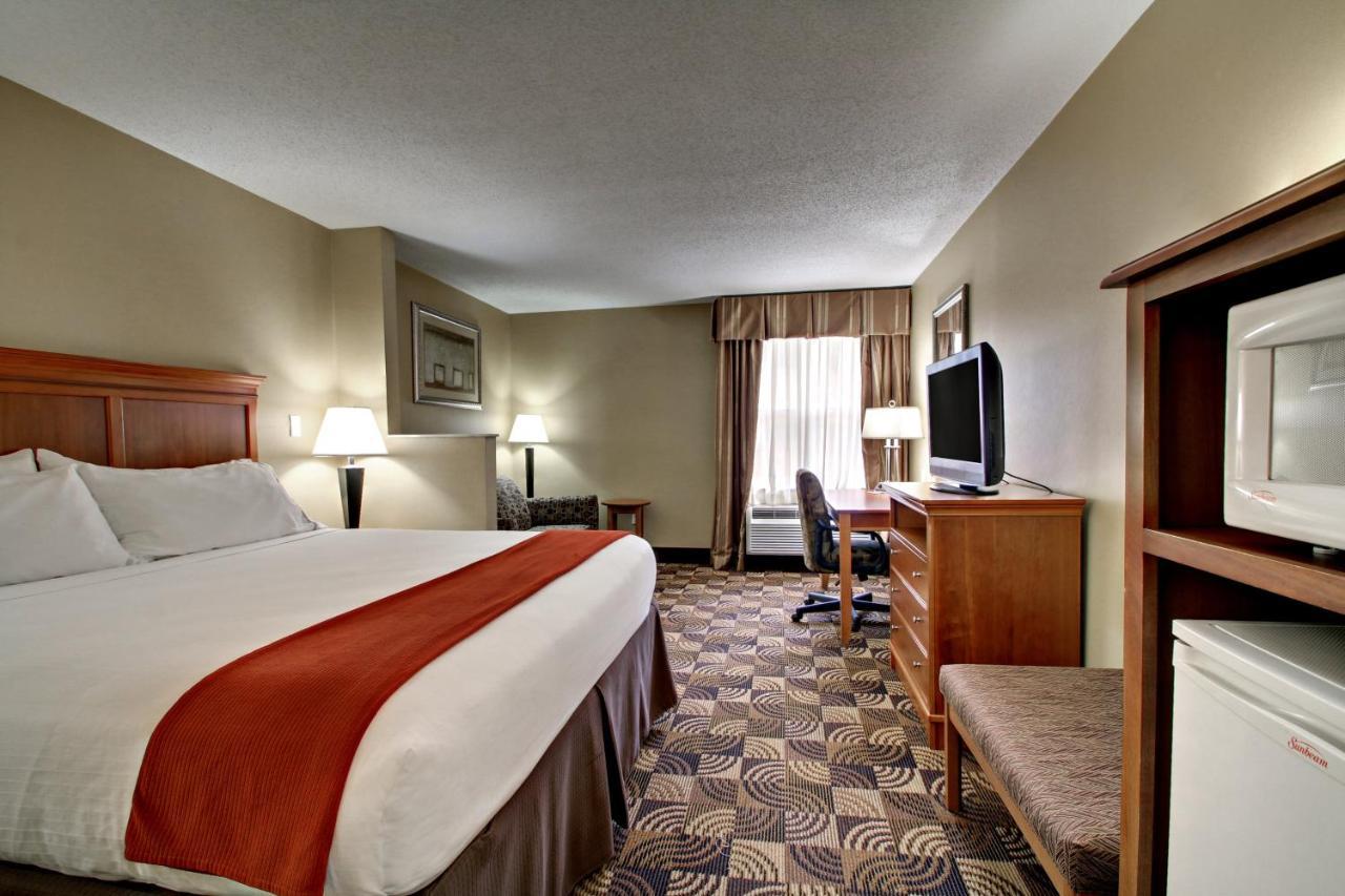 Holiday Inn Express Hurricane Mills Waverly By Ihg Esterno foto