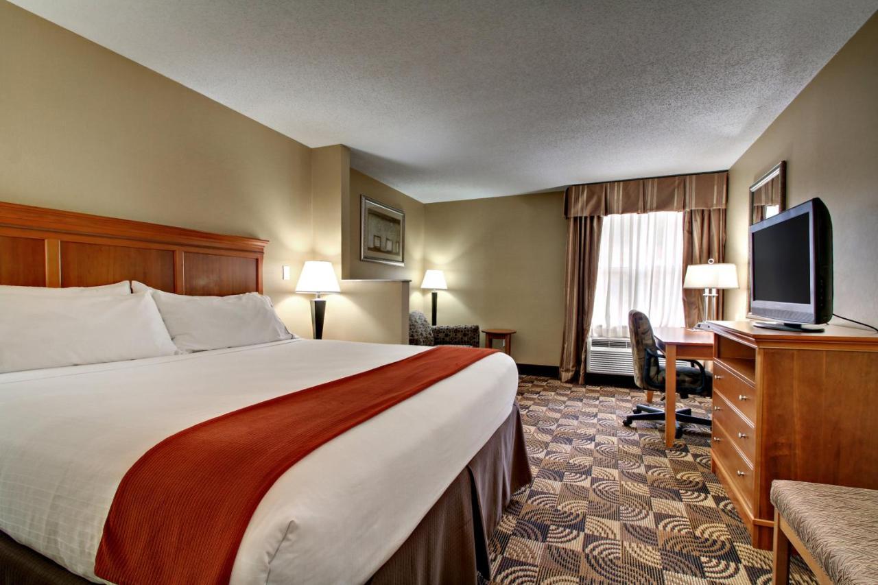 Holiday Inn Express Hurricane Mills Waverly By Ihg Esterno foto